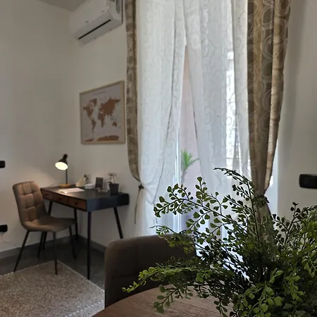 Domus Augusta Relax E Comfort Vicino Al Centro Apartment *